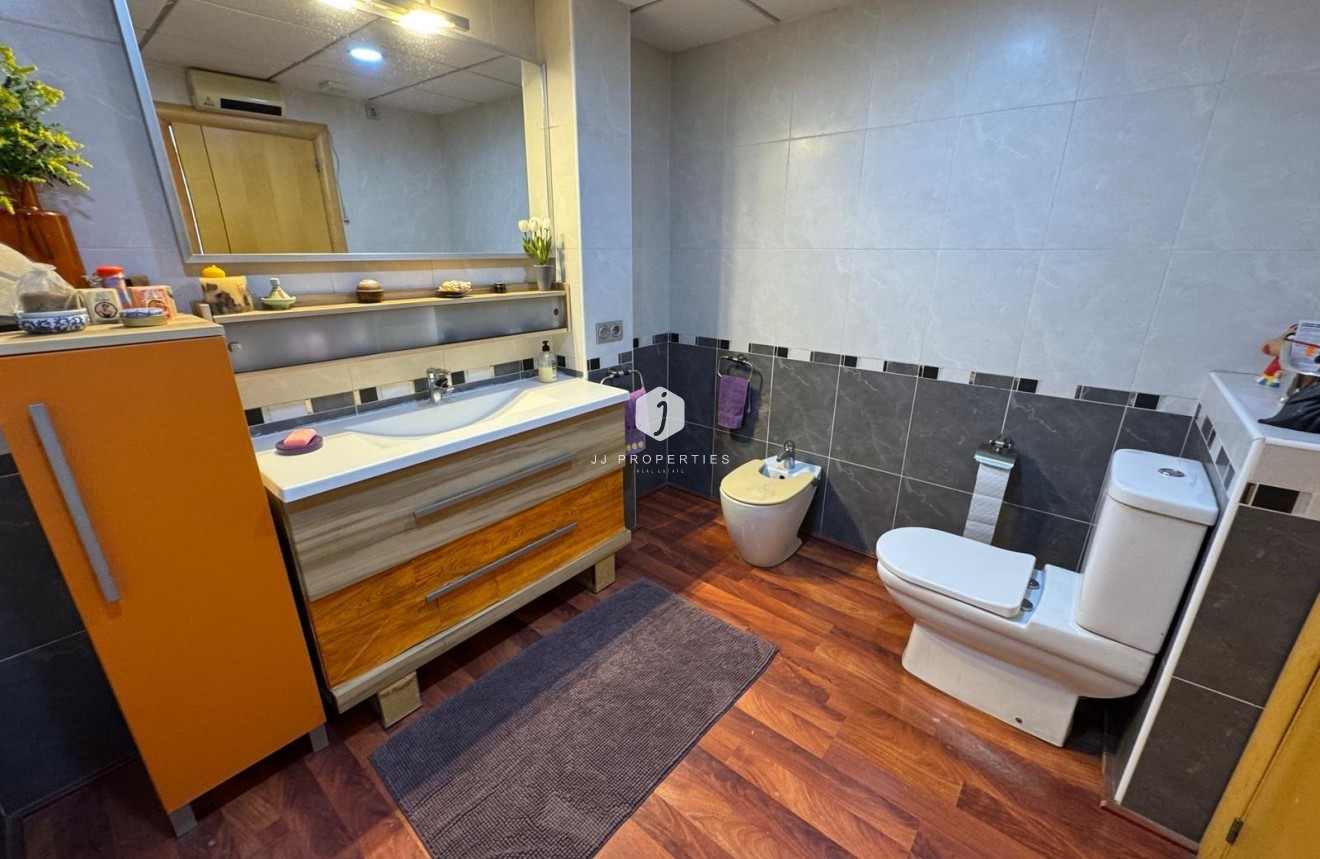 Z drugiej ręki - Villa -
Torrevieja - Zona Los Frutales