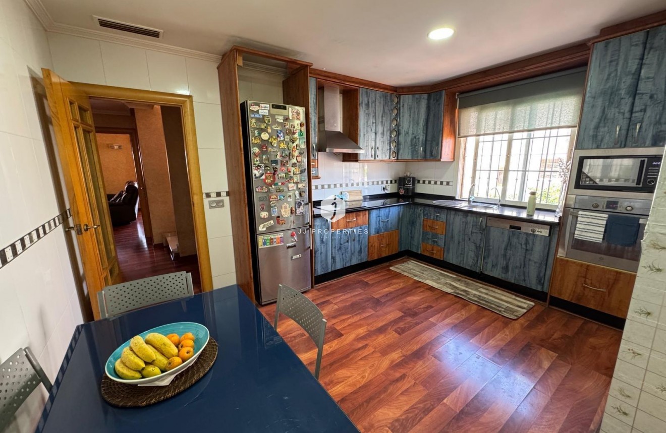 Z drugiej ręki - Villa -
Torrevieja - Zona Los Frutales