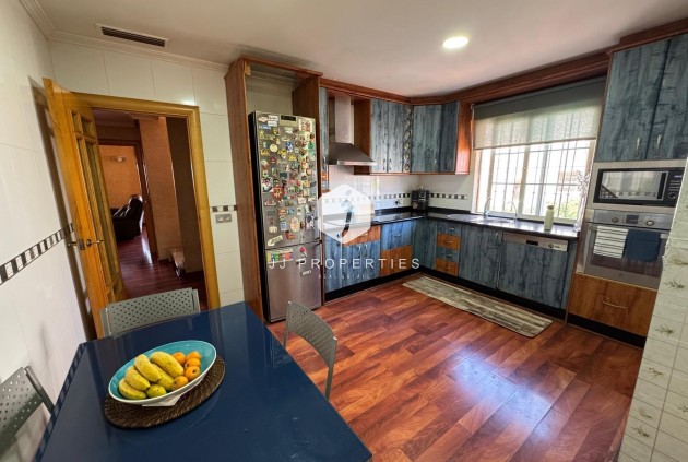 Z drugiej ręki - Villa -
Torrevieja - Zona Los Frutales