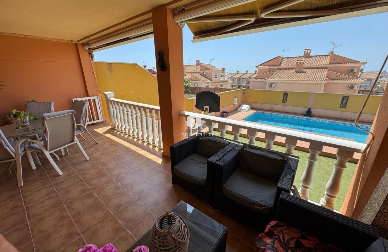 Z drugiej ręki - Villa -
Torrevieja - Zona Los Frutales