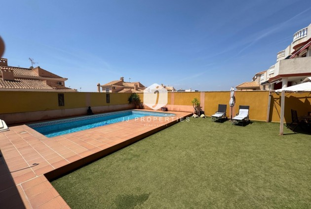 Z drugiej ręki - Villa -
Torrevieja - Zona Los Frutales