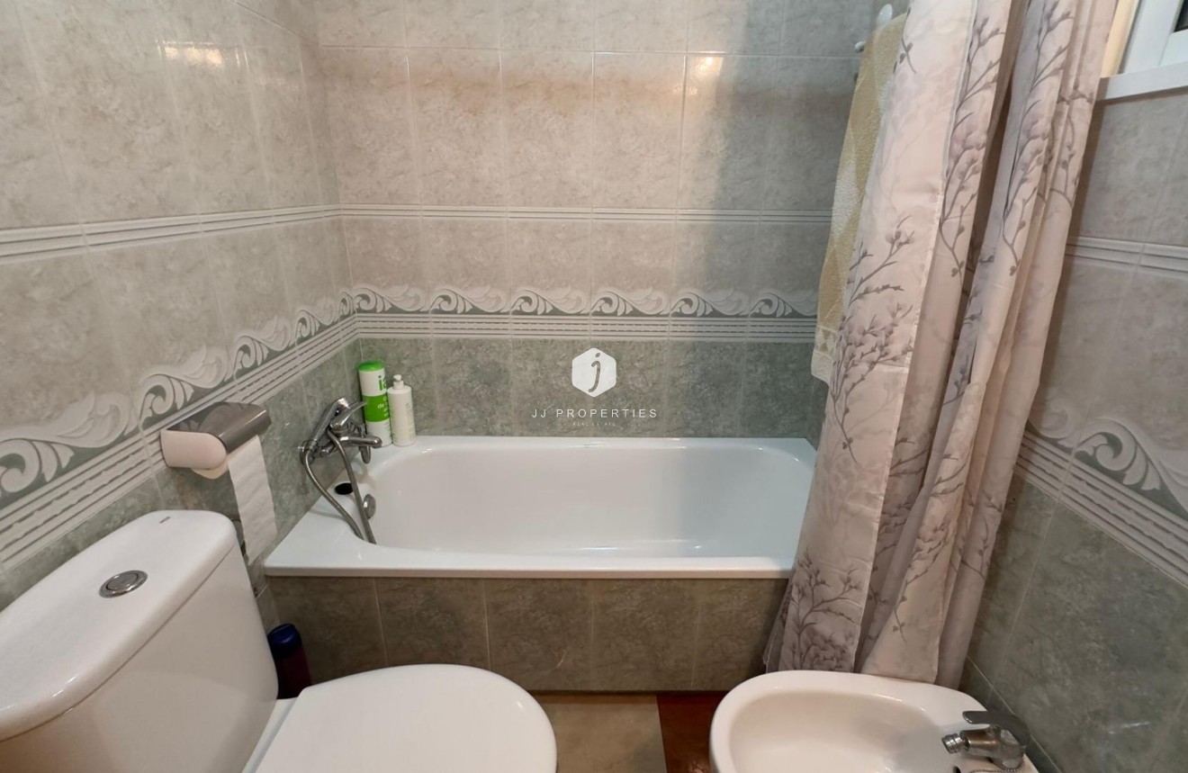 Resale - Apartment / flat -
Torrevieja - Acequion