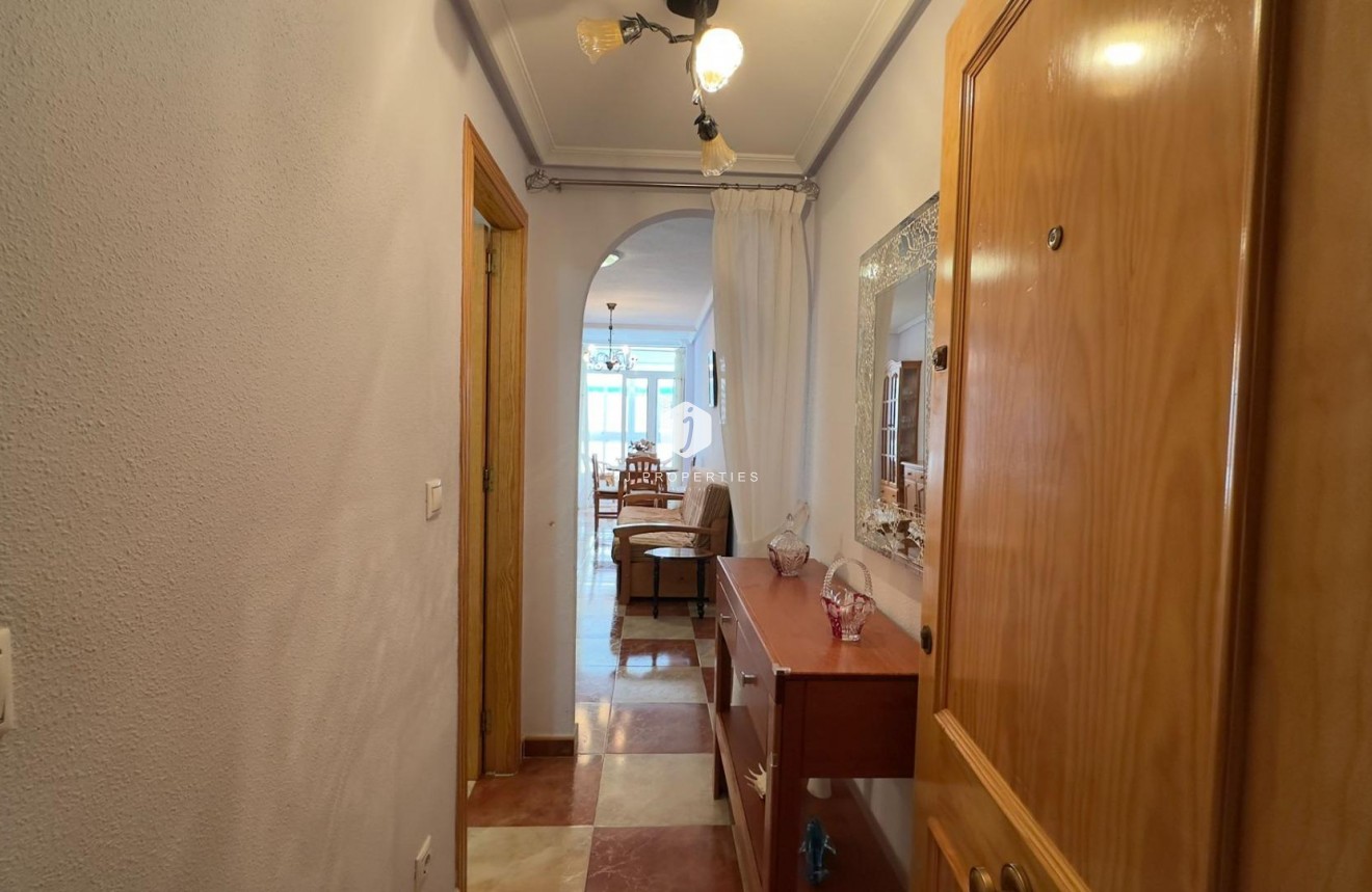Resale - Apartment / flat -
Torrevieja - Acequion