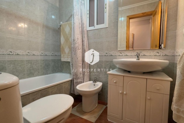Resale - Apartment / flat -
Torrevieja - Acequion