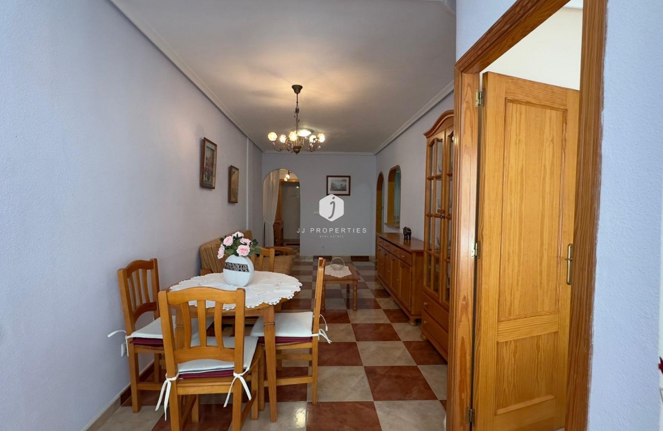 Resale - Apartment / flat -
Torrevieja - Acequion