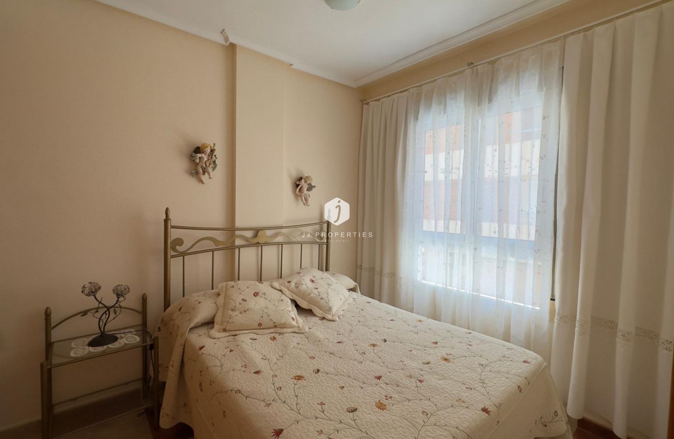 Resale - Apartment / flat -
Torrevieja - Acequion