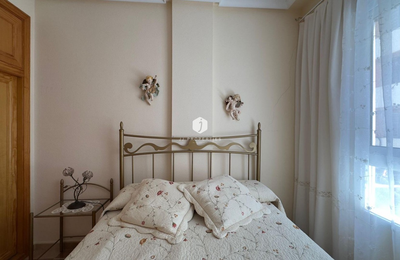 Resale - Apartment / flat -
Torrevieja - Acequion