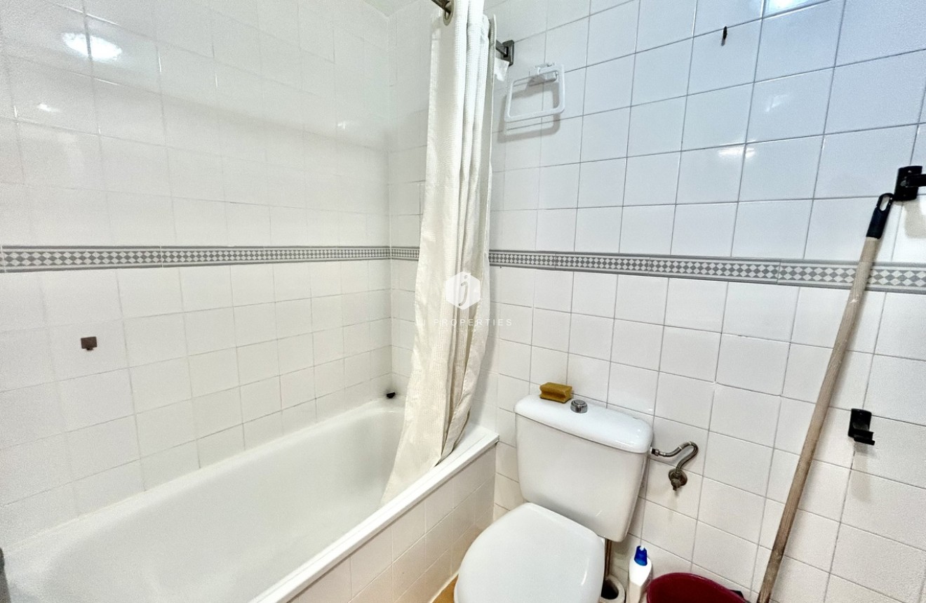 Tweedehands - Appartement / flat -
Torrevieja - Costa Blanca