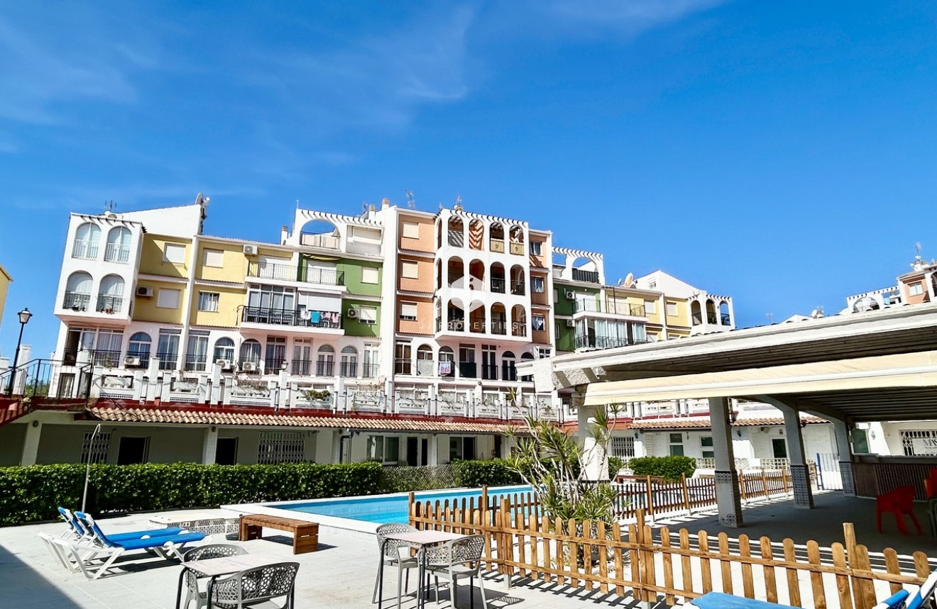 Tweedehands - Appartement / flat -
Torrevieja - Costa Blanca