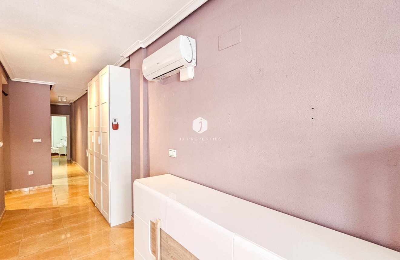 Aus zweiter Hand - Wohnung -
Torrevieja - PARQUE DE LAS NACIONES