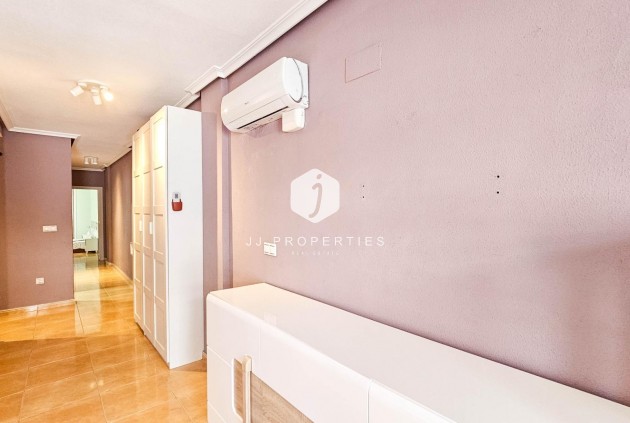 Aus zweiter Hand - Wohnung -
Torrevieja - PARQUE DE LAS NACIONES