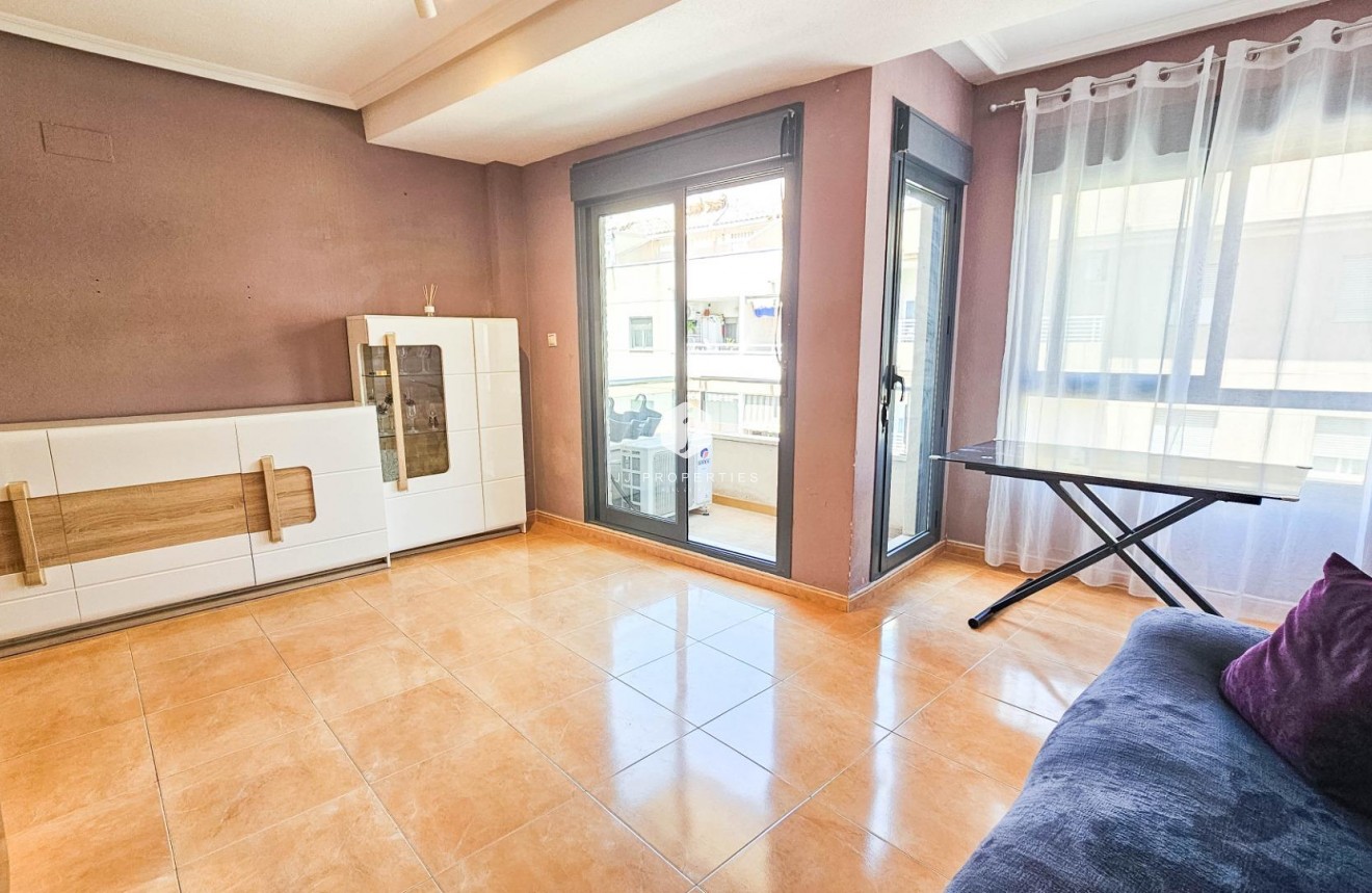 Aus zweiter Hand - Wohnung -
Torrevieja - PARQUE DE LAS NACIONES