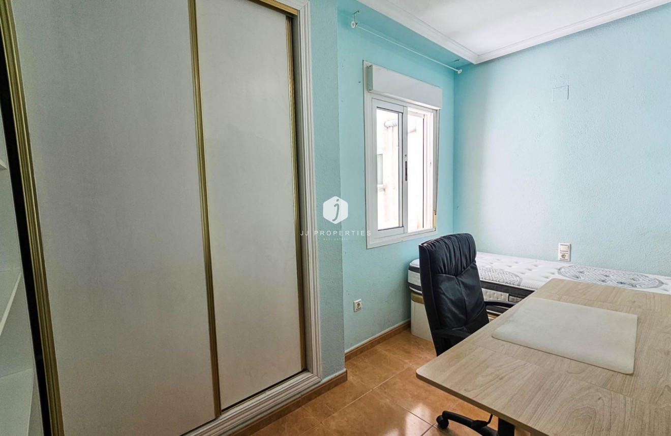 Aus zweiter Hand - Wohnung -
Torrevieja - PARQUE DE LAS NACIONES