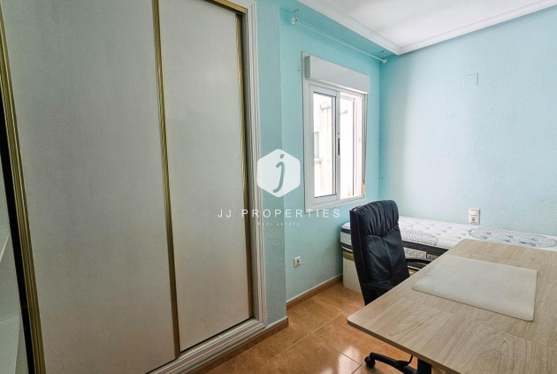 Aus zweiter Hand - Wohnung -
Torrevieja - PARQUE DE LAS NACIONES