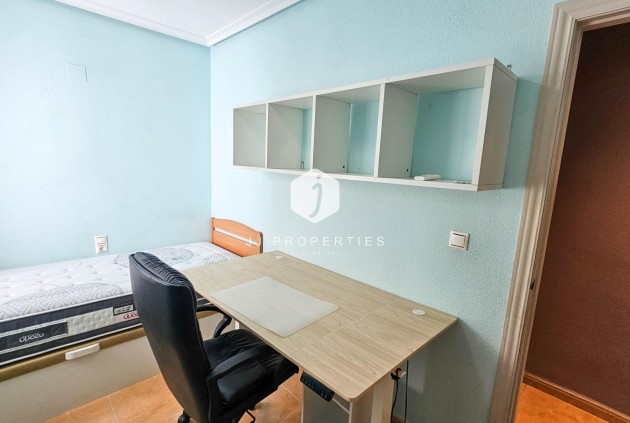 Aus zweiter Hand - Wohnung -
Torrevieja - PARQUE DE LAS NACIONES