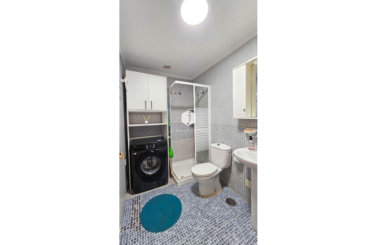 Aus zweiter Hand - Wohnung -
Torrevieja - PARQUE DE LAS NACIONES