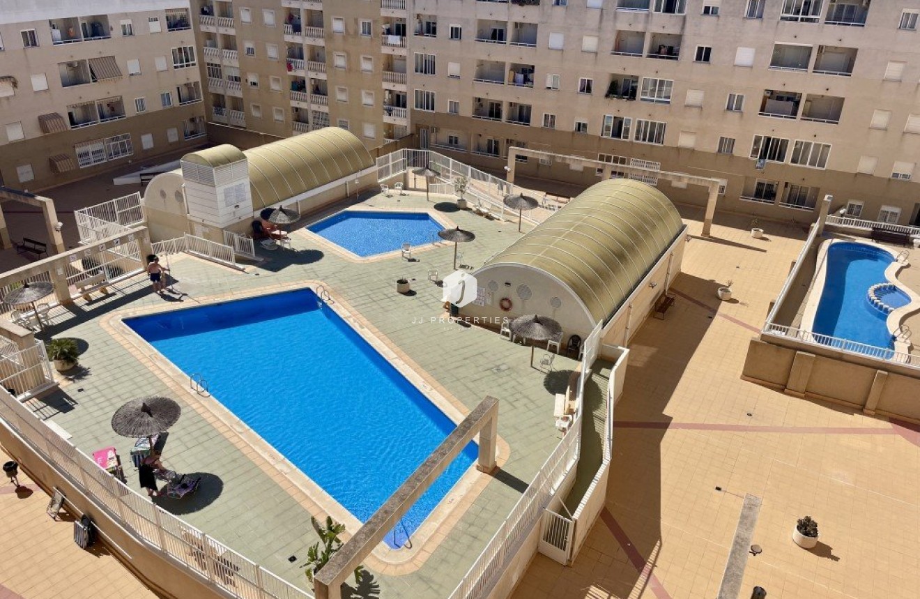 D'occasion - Attique -
Torrevieja - Costa Blanca