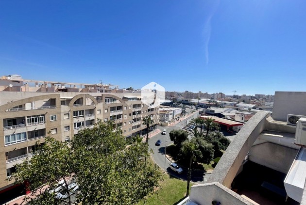 D'occasion - Attique -
Torrevieja - Costa Blanca