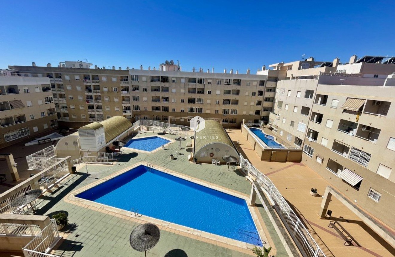 D'occasion - Attique -
Torrevieja - Costa Blanca