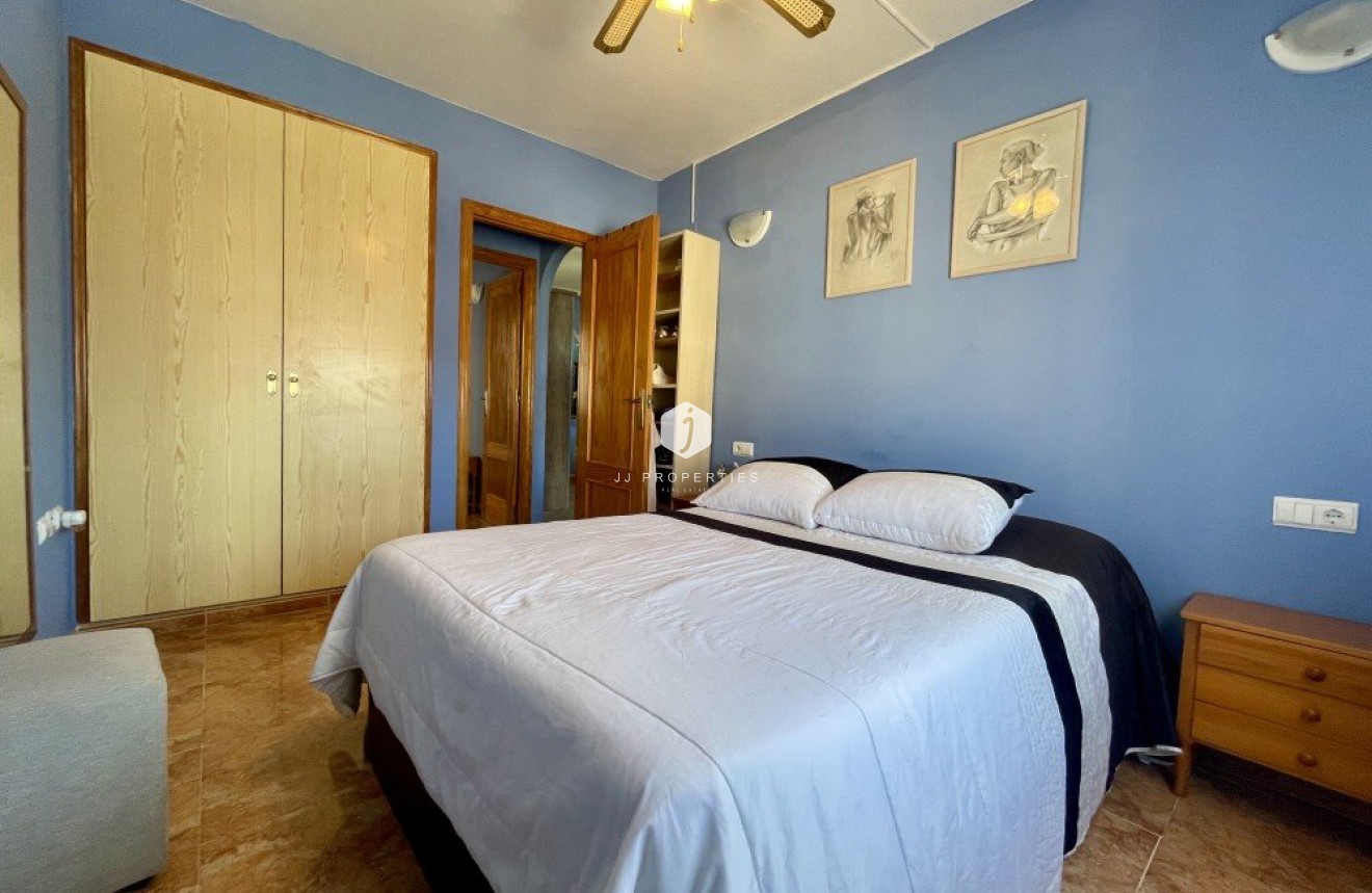 D'occasion - Attique -
Torrevieja - Costa Blanca