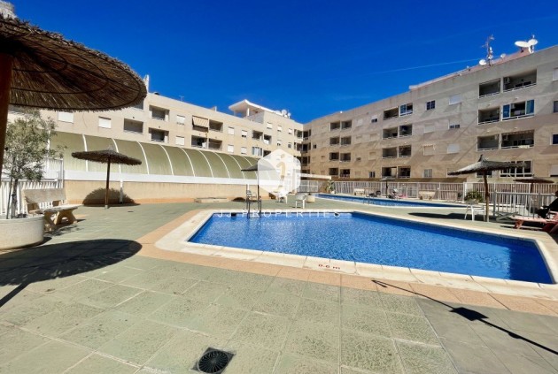 D'occasion - Attique -
Torrevieja - Costa Blanca