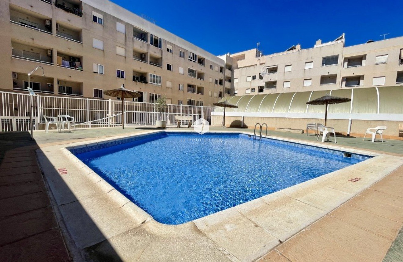 D'occasion - Attique -
Torrevieja - Costa Blanca