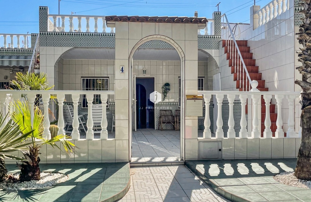 Segunda mano - Chalet -
Torrevieja - Costa Blanca