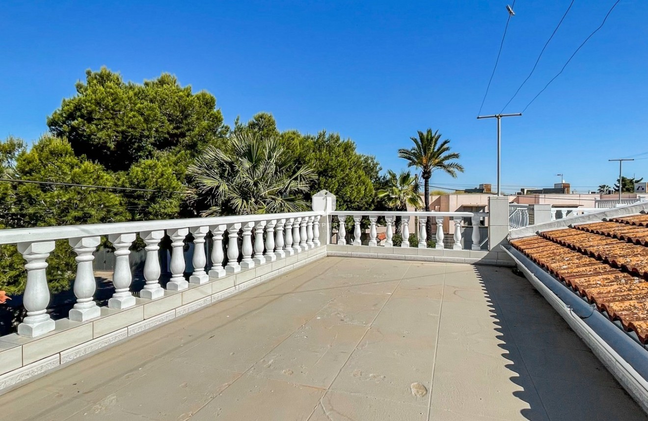 Segunda mano - Chalet -
Torrevieja - Costa Blanca