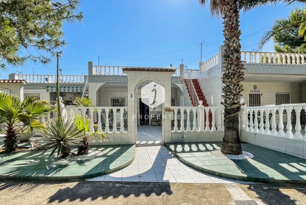 Segunda mano - Chalet -
Torrevieja - Costa Blanca