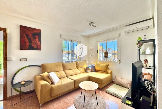 Tweedehands - Chalet -
Orihuela Costa - Los Altos