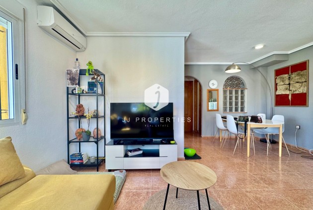 Tweedehands - Chalet -
Orihuela Costa - Los Altos