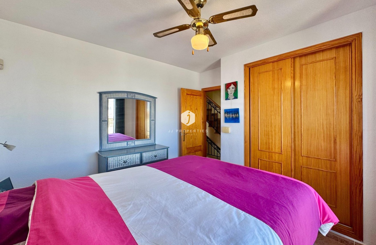 Tweedehands - Chalet -
Orihuela Costa - Los Altos