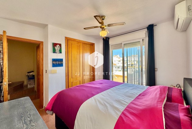Tweedehands - Chalet -
Orihuela Costa - Los Altos