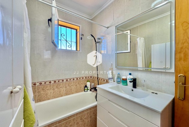 Tweedehands - Chalet -
Orihuela Costa - Los Altos