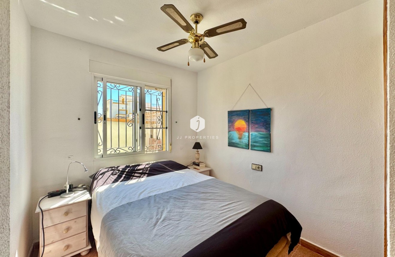 Tweedehands - Chalet -
Orihuela Costa - Los Altos