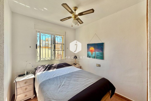 Tweedehands - Chalet -
Orihuela Costa - Los Altos