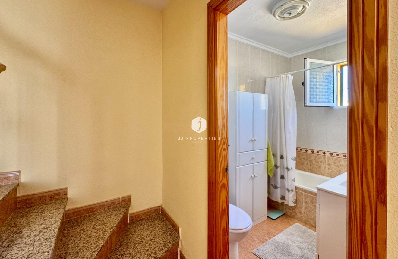 Tweedehands - Chalet -
Orihuela Costa - Los Altos