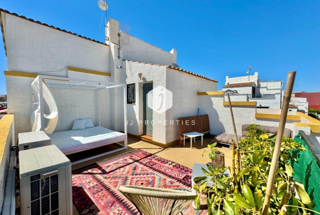 Tweedehands - Chalet -
Orihuela Costa - Los Altos