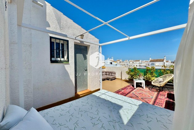 Tweedehands - Chalet -
Orihuela Costa - Los Altos