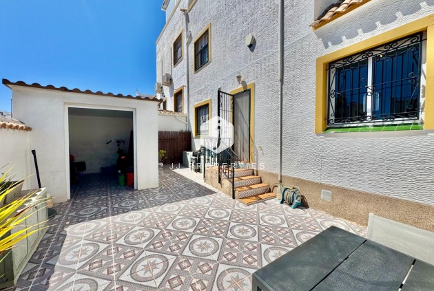 Tweedehands - Chalet -
Orihuela Costa - Los Altos