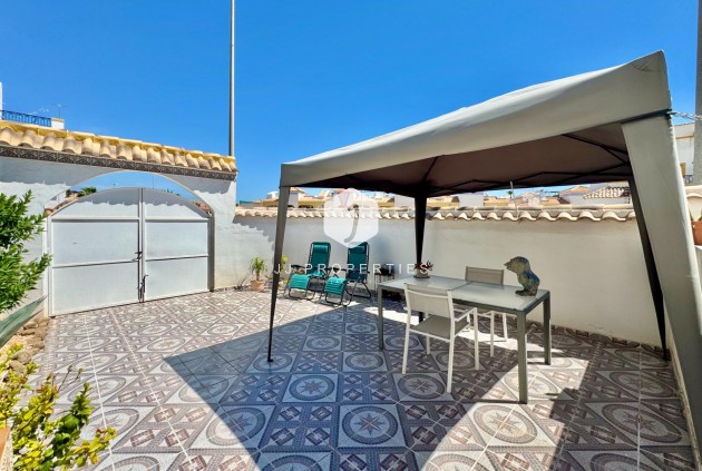 Tweedehands - Chalet -
Orihuela Costa - Los Altos
