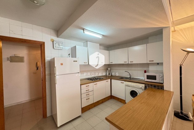 Z drugiej ręki - Mieszkanie w bloku -
Torrevieja - Centro