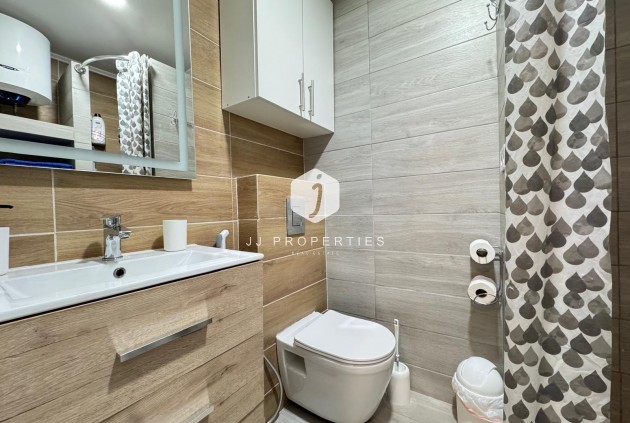 Aus zweiter Hand - Wohnung -
Torrevieja - Playa del Cura
