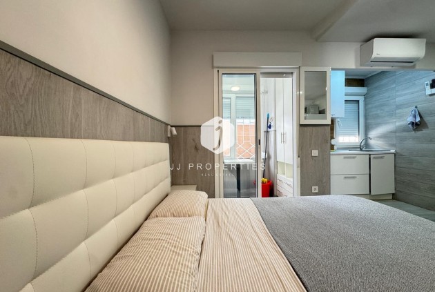 Aus zweiter Hand - Wohnung -
Torrevieja - Playa del Cura