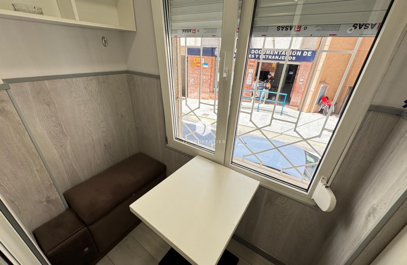Aus zweiter Hand - Wohnung -
Torrevieja - Playa del Cura