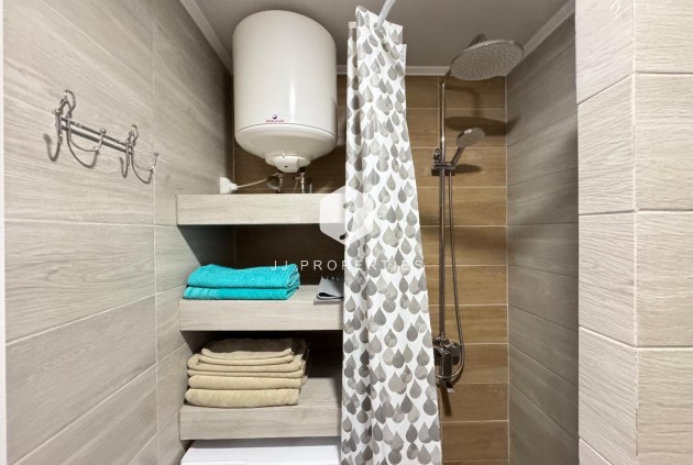 Aus zweiter Hand - Wohnung -
Torrevieja - Playa del Cura