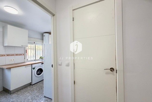 Aus zweiter Hand - Wohnung -
Torrevieja - Centro
