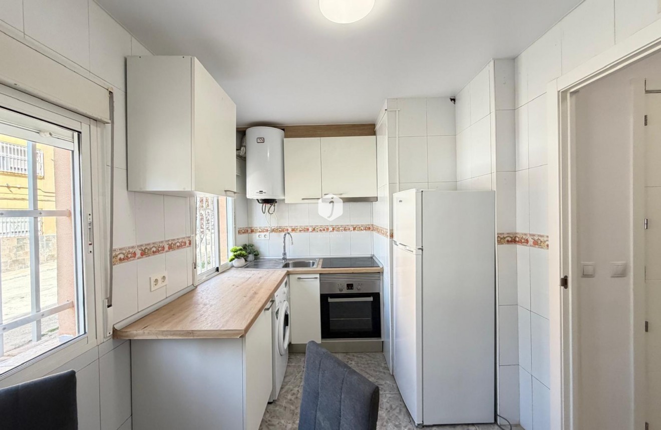 Aus zweiter Hand - Wohnung -
Torrevieja - Centro