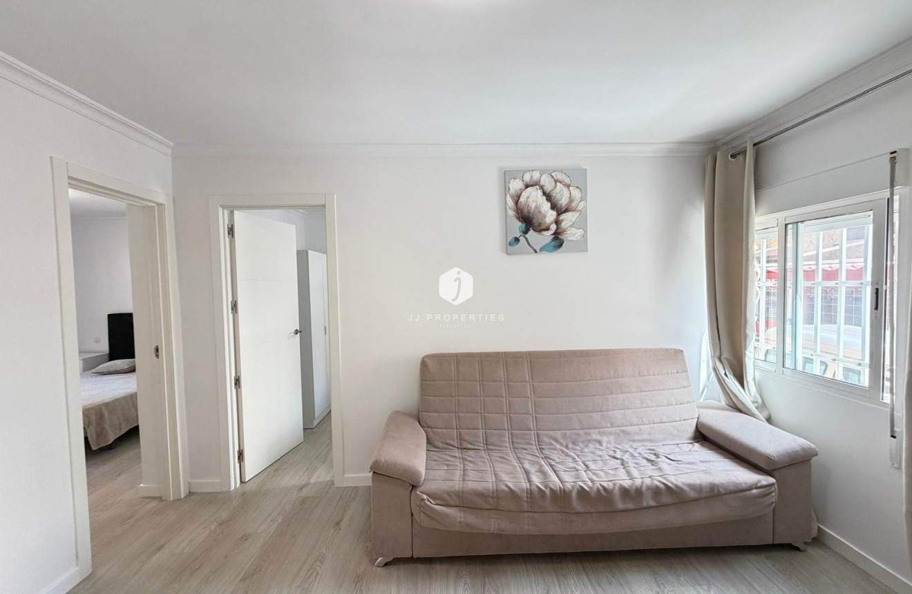Aus zweiter Hand - Wohnung -
Torrevieja - Centro