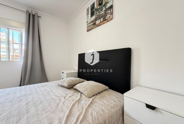 Aus zweiter Hand - Wohnung -
Torrevieja - Centro